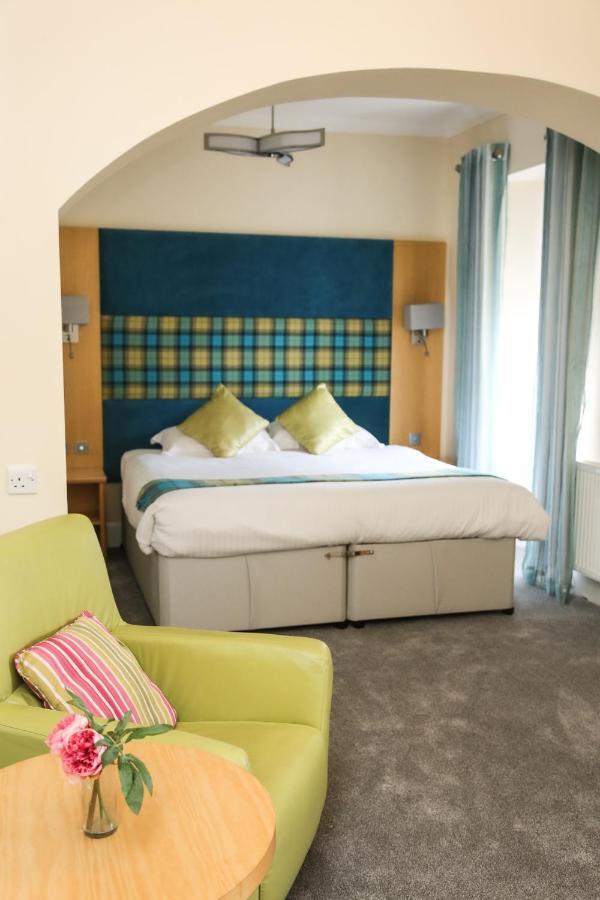 Clubhouse B& B Hotel Nairn Exterior photo