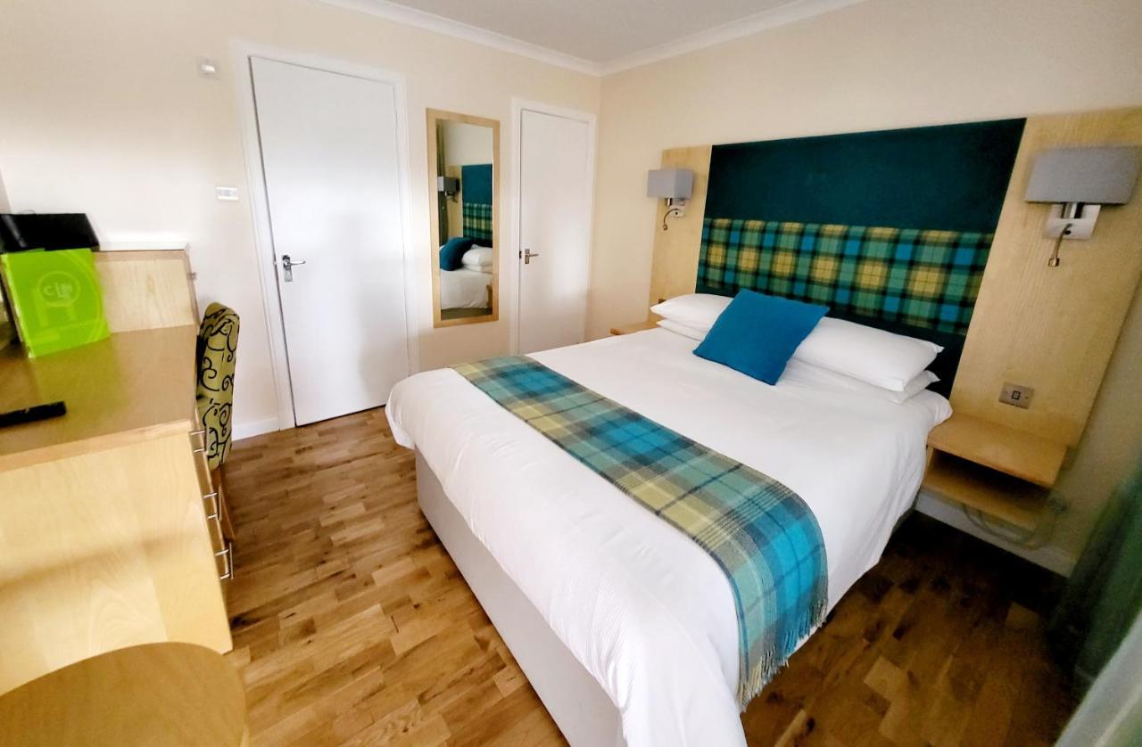 Clubhouse B& B Hotel Nairn Exterior photo
